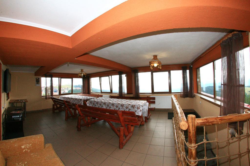 Отель Piatra Rancii Рынка Экстерьер фото