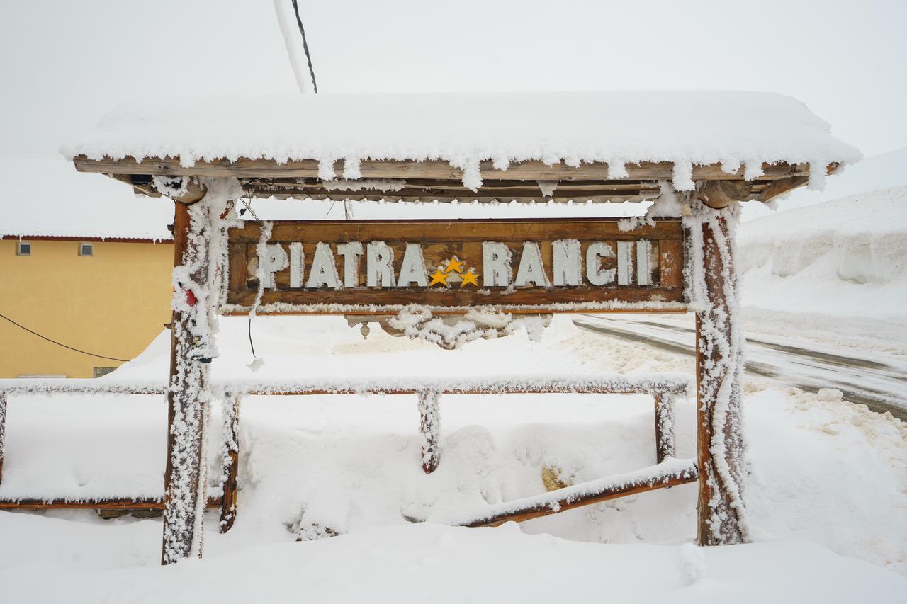 Отель Piatra Rancii Рынка Экстерьер фото